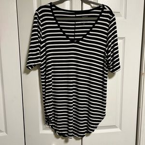 Torrid Super Soft Tunic Size 2